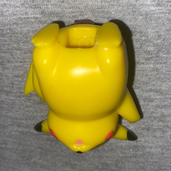 Pikachu 2.5" Figure Vintage 2000 Bakery Crafts Pokemon Nintendo Character Retro - Picture 4 of 4